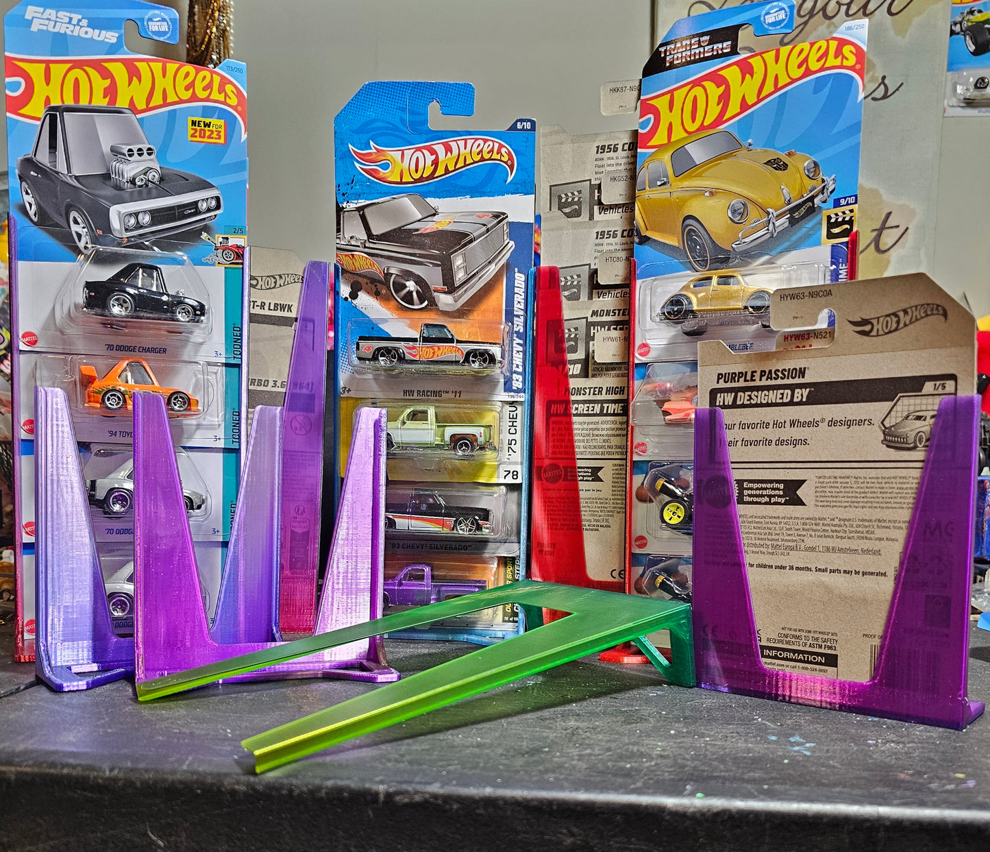 HW & MB mainline display for 1-5 cards