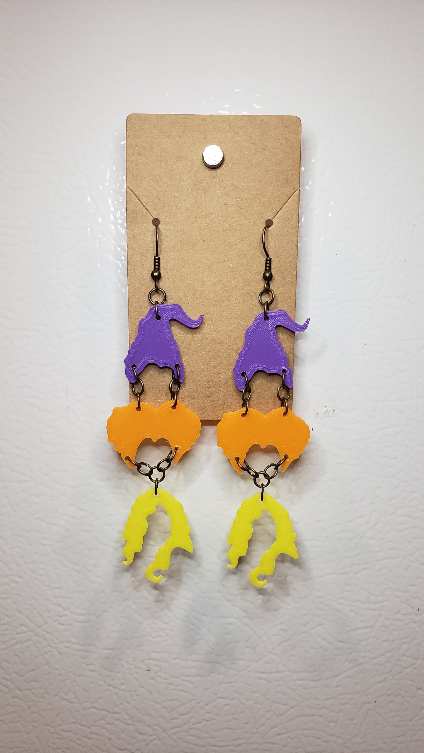 Hocus pocus hair dangles