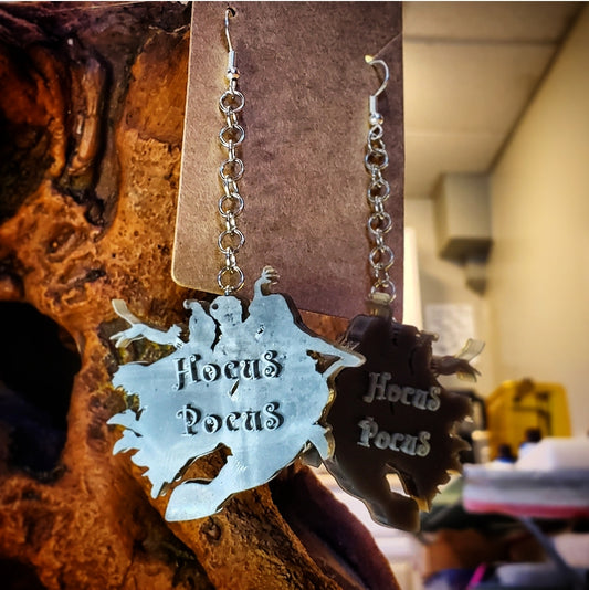 Hocus Pocus dangles